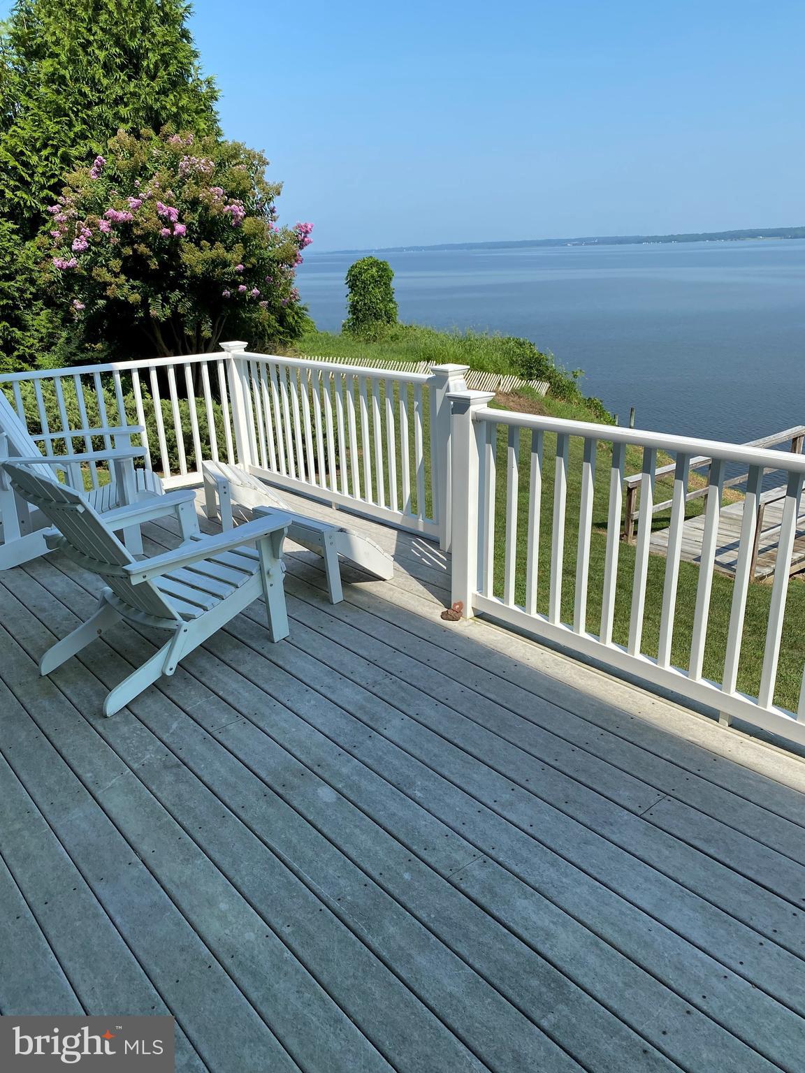 HOLLYWOOD SHORES - Residential