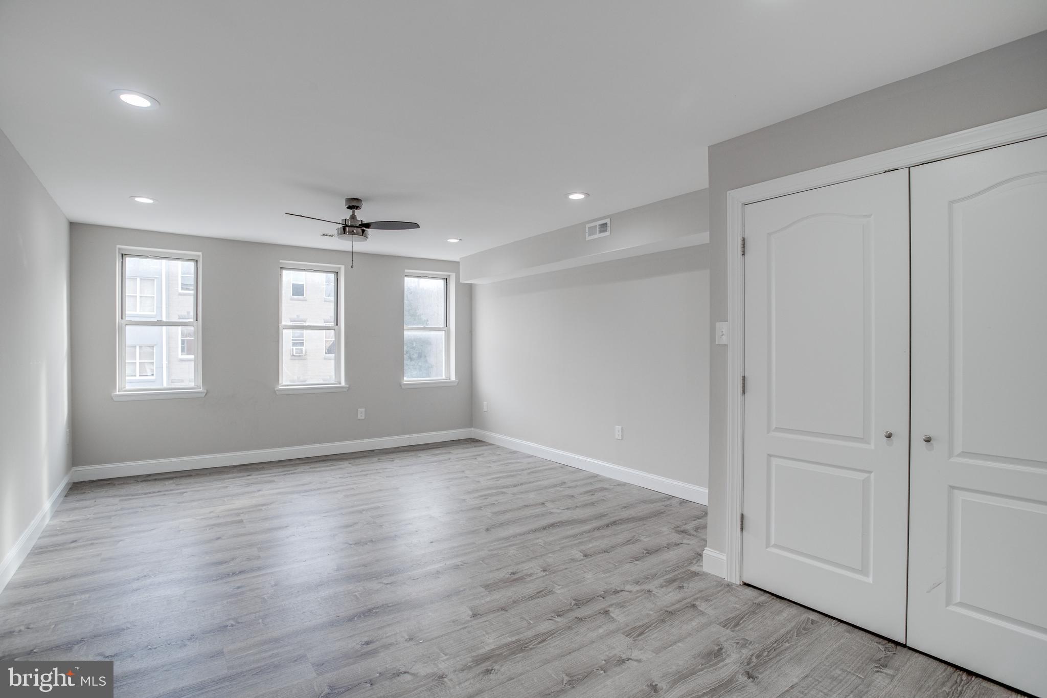 OLIVER - Residential