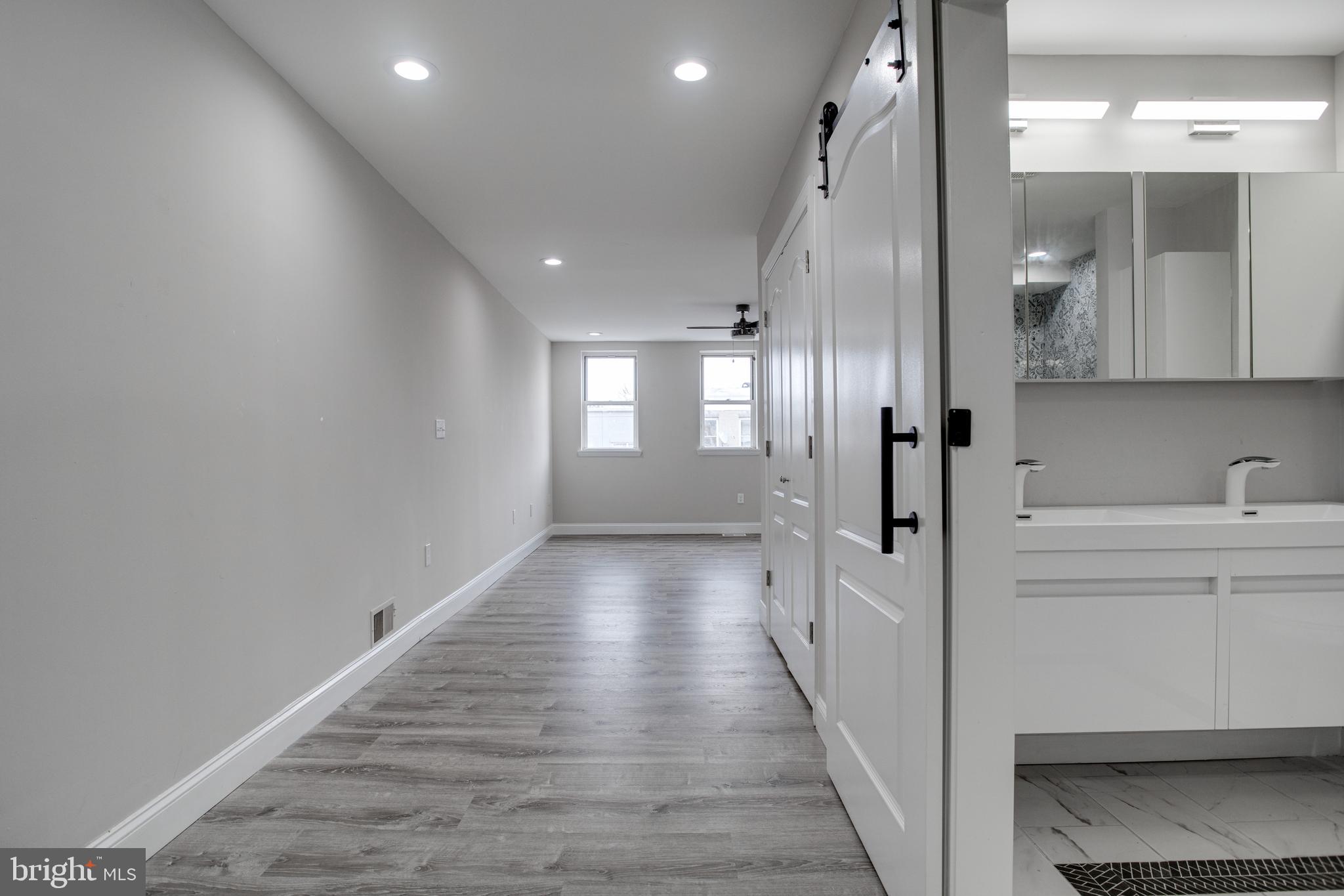 OLIVER - Residential