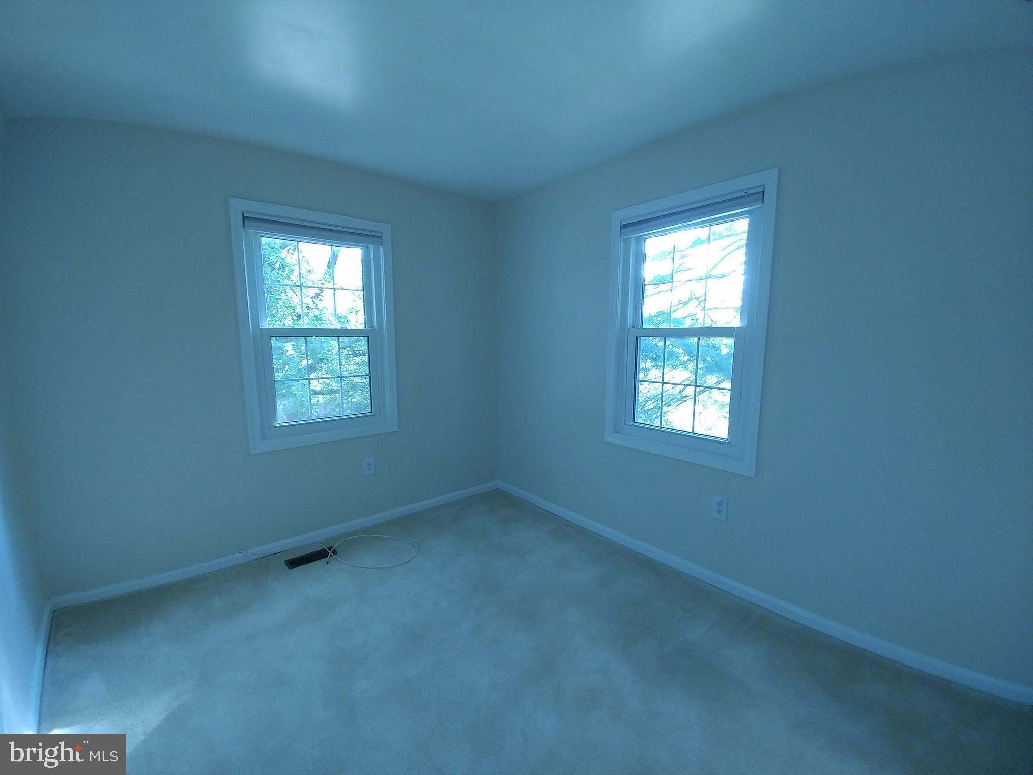 CROFTON MEWS - Residential Lease