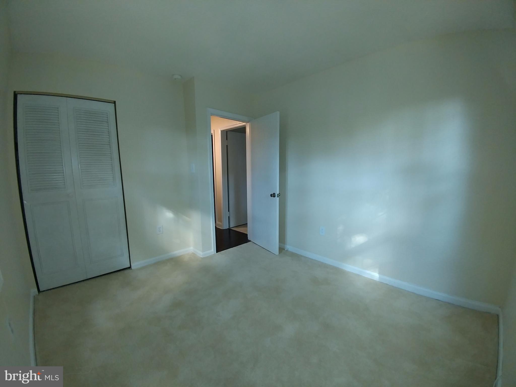 CROFTON MEWS - Residential Lease