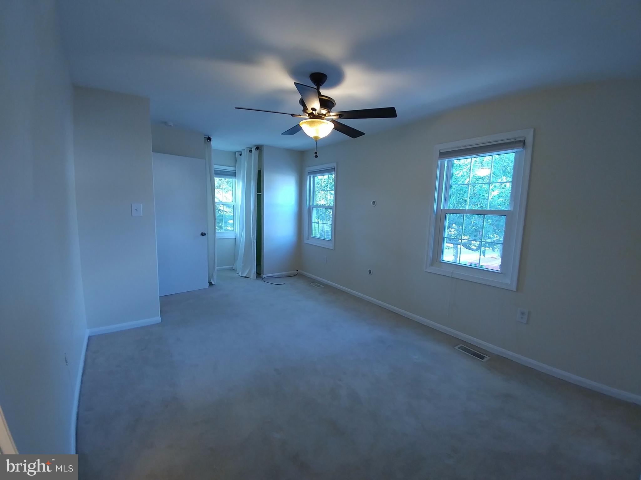 CROFTON MEWS - Residential Lease