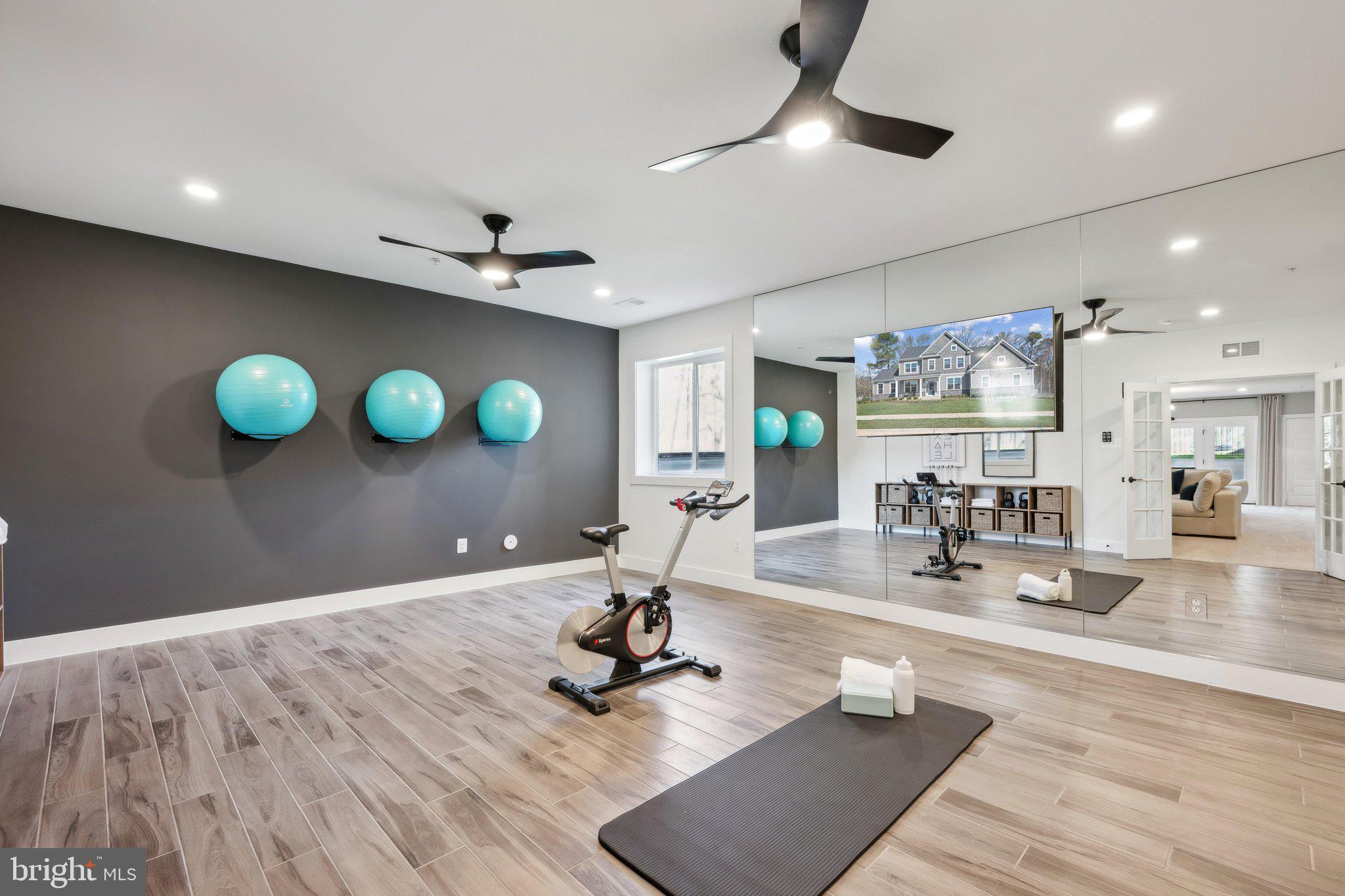 GLENN DALE ESTATES - Residential