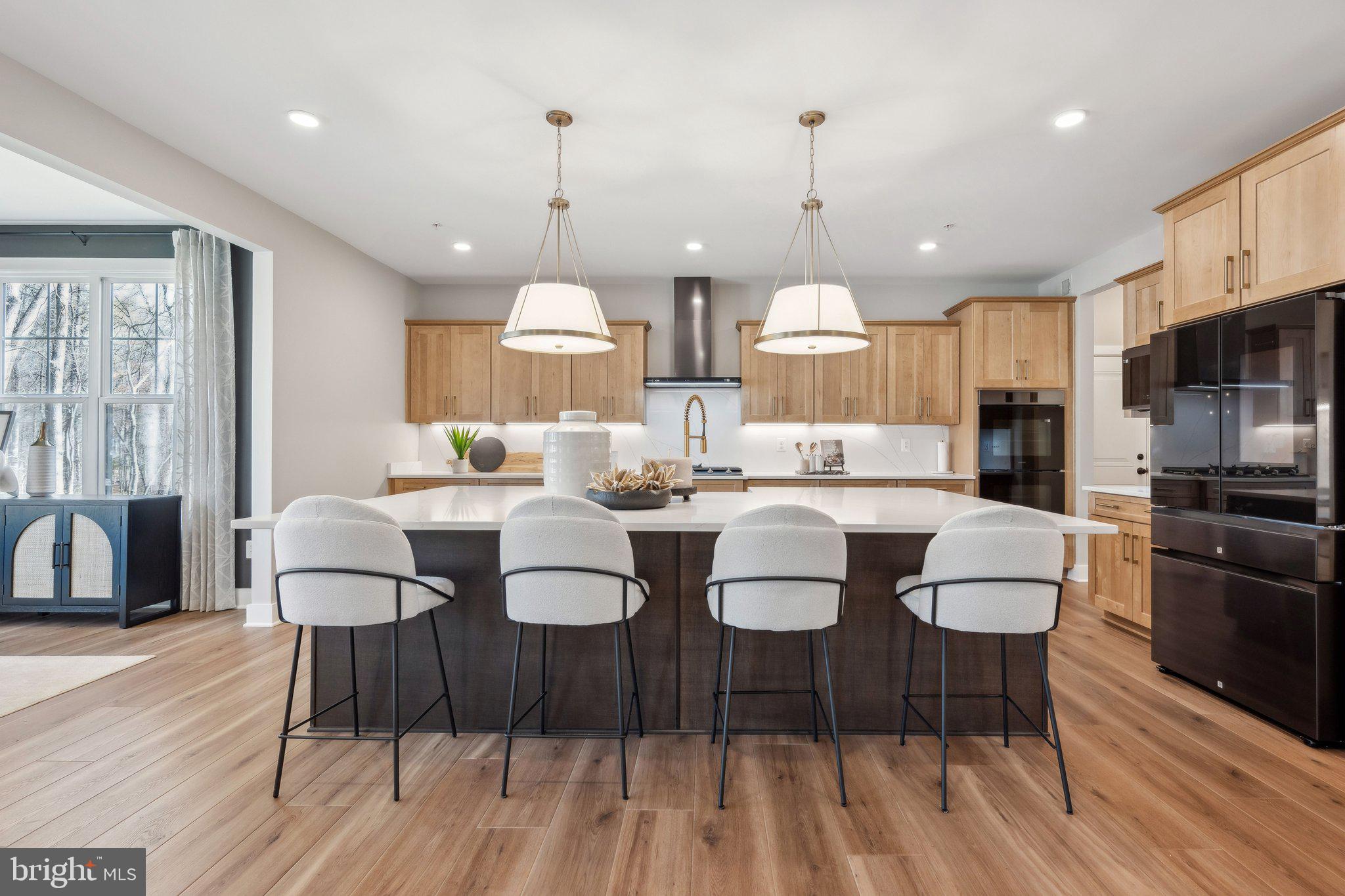 GLENN DALE ESTATES - Residential