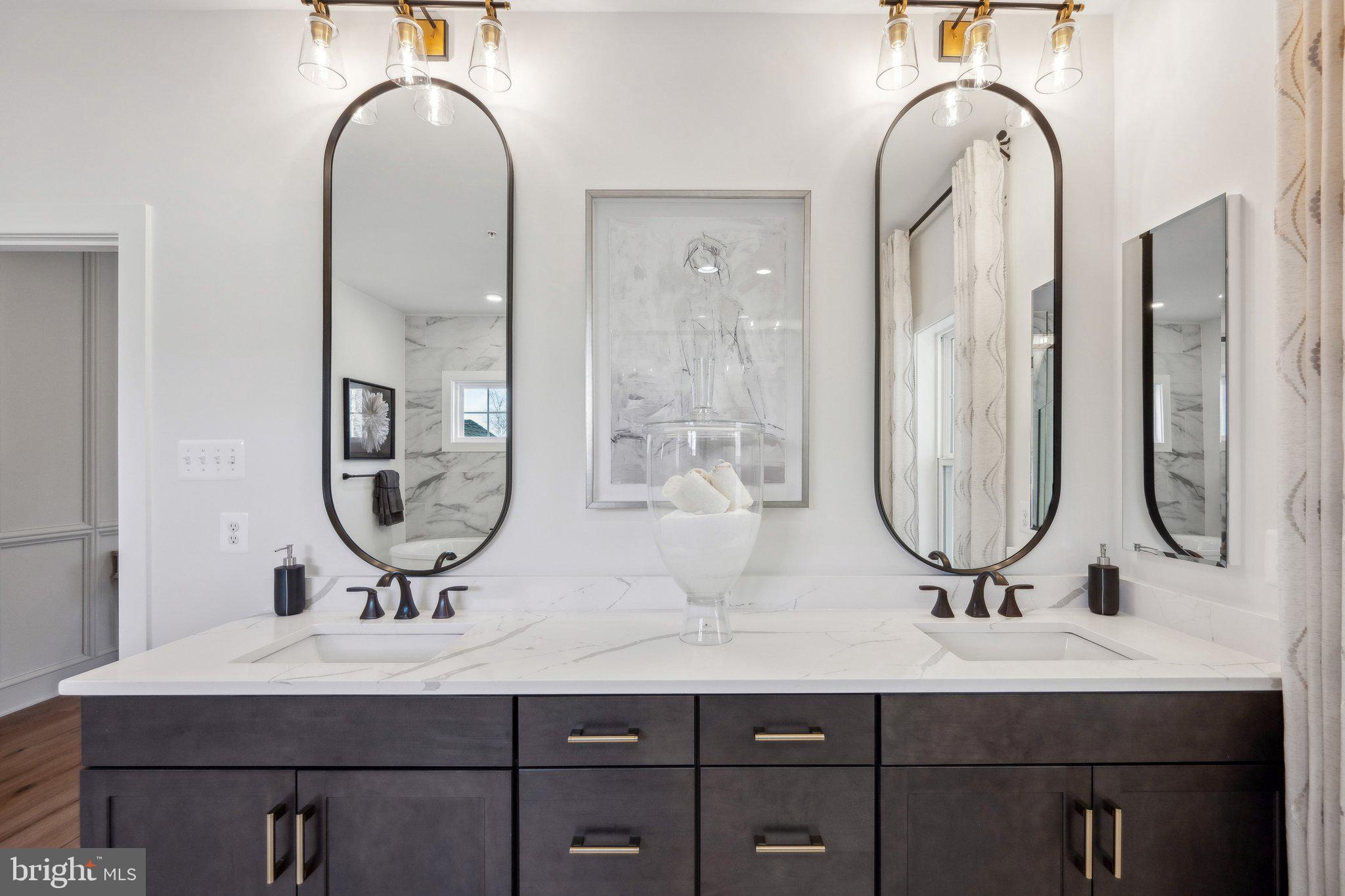 GLENN DALE ESTATES - Residential