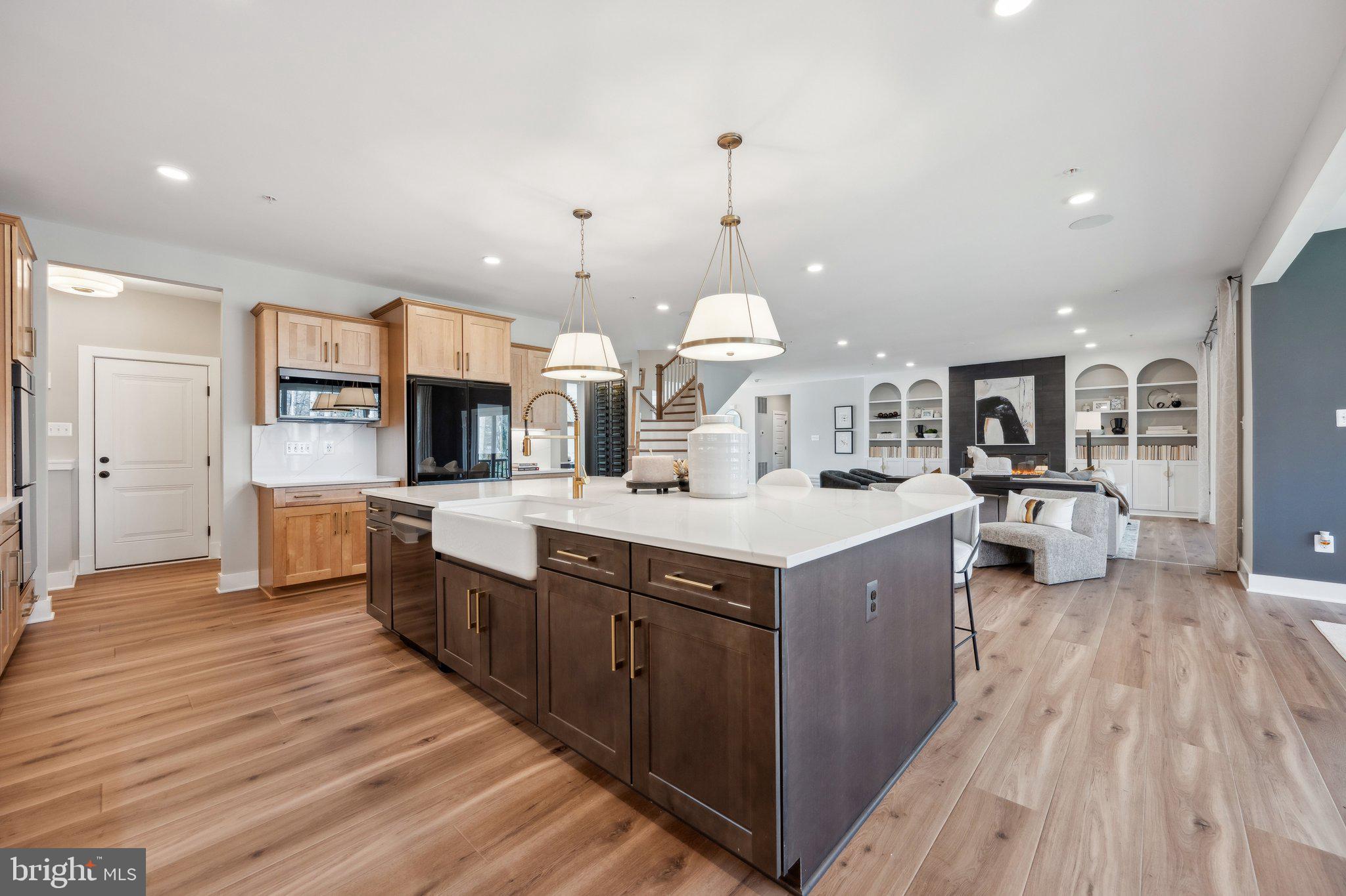 GLENN DALE ESTATES - Residential