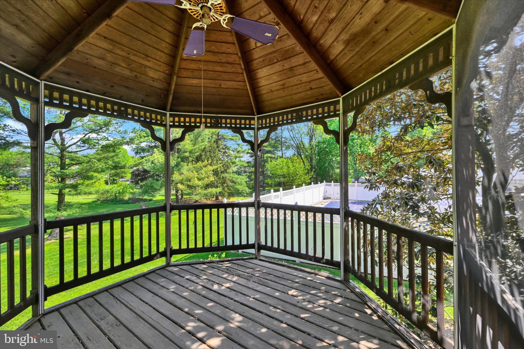 NORTH GATE HALL - Residential