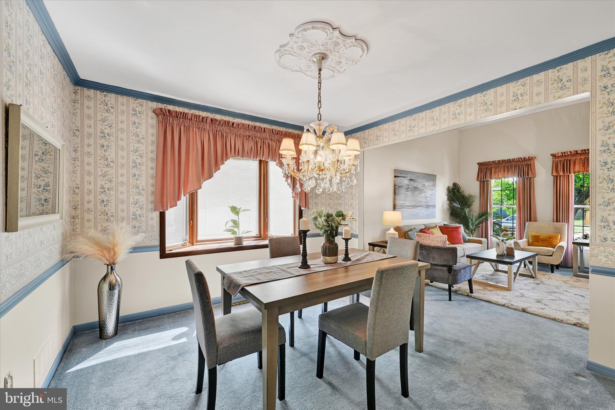 NORTH GATE HALL - Residential