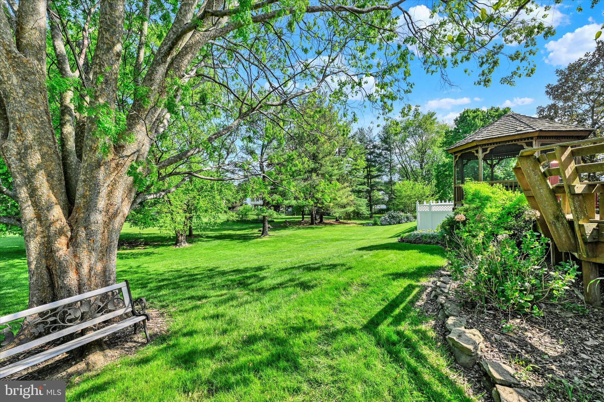 NORTH GATE HALL - Residential