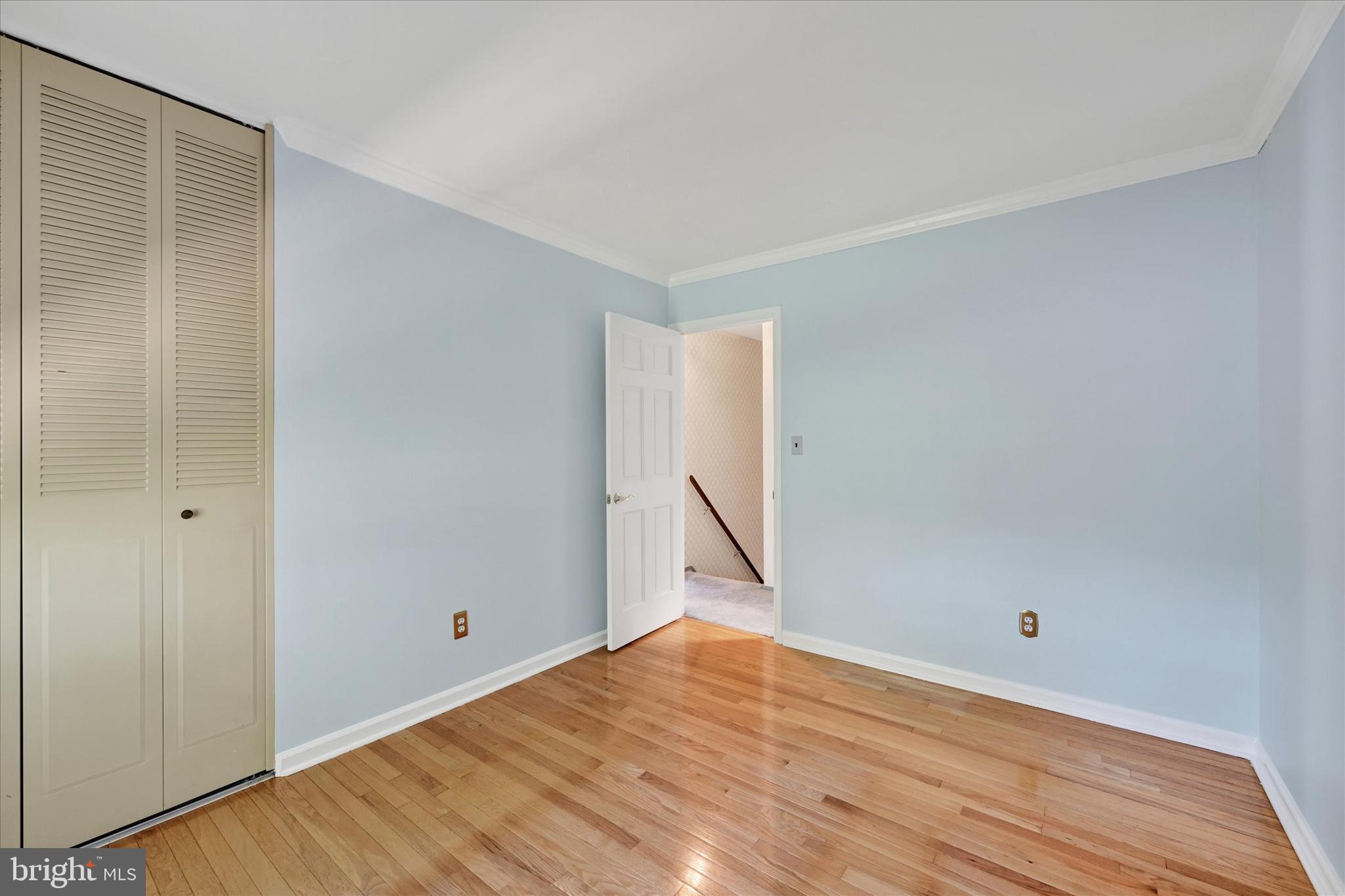 NORTH GATE HALL - Residential