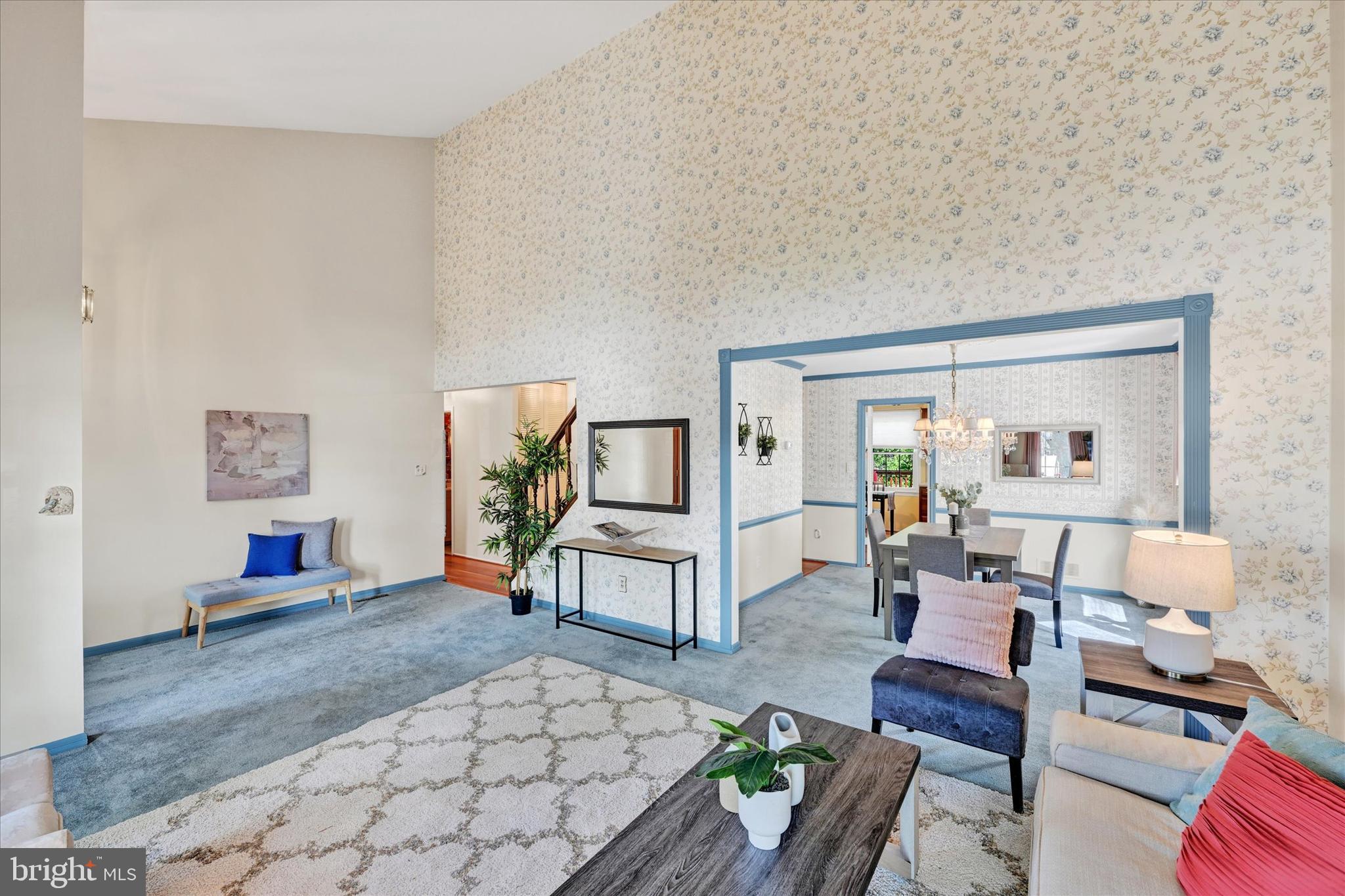 NORTH GATE HALL - Residential