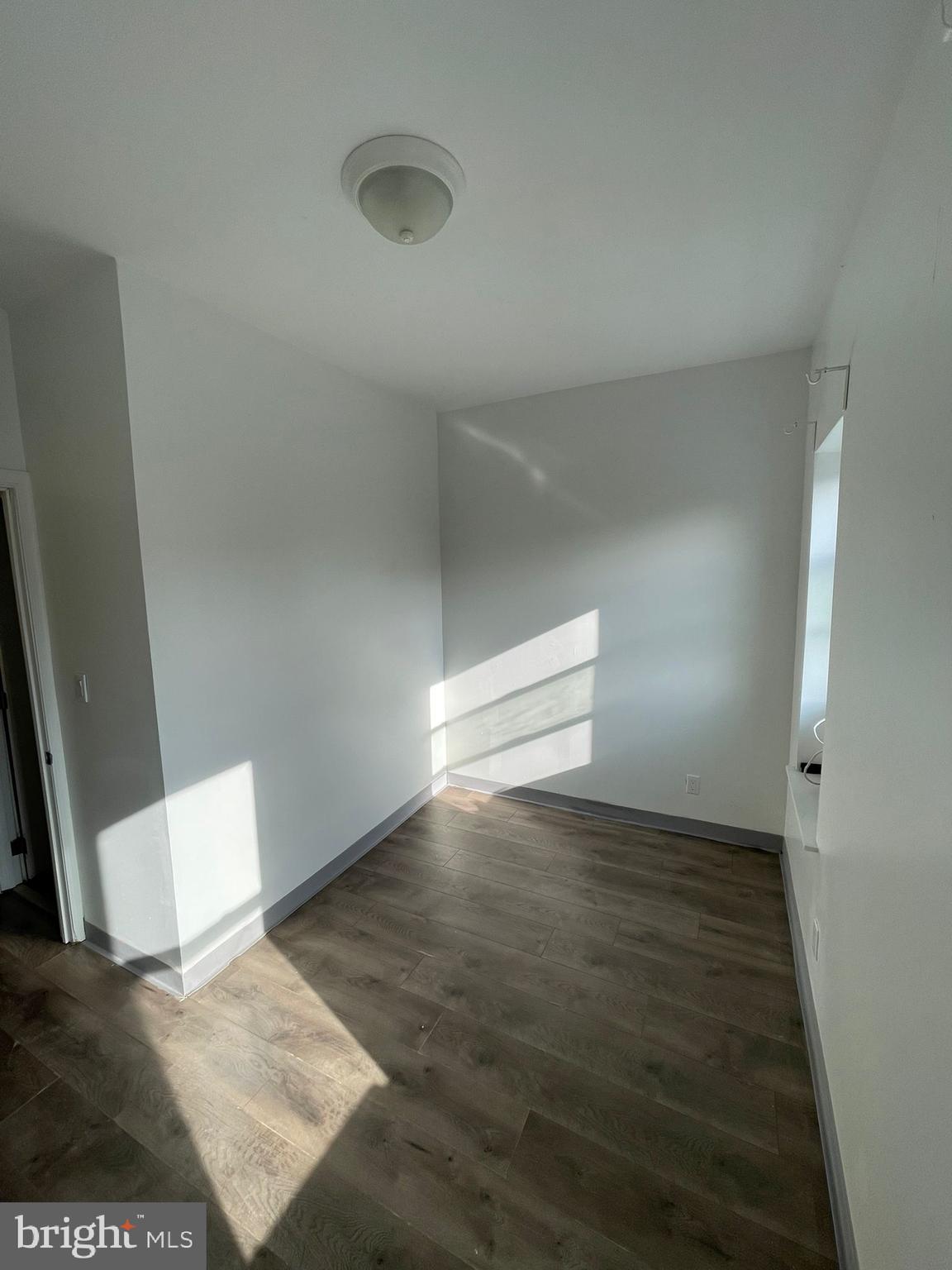 MILL CREEK - Residential