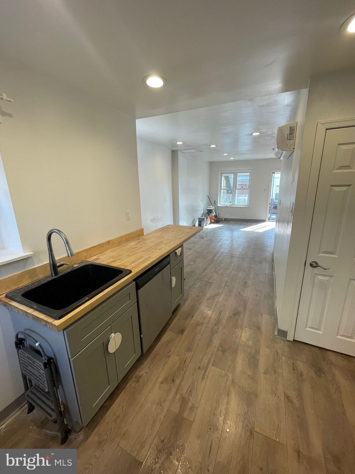 MILL CREEK - Residential