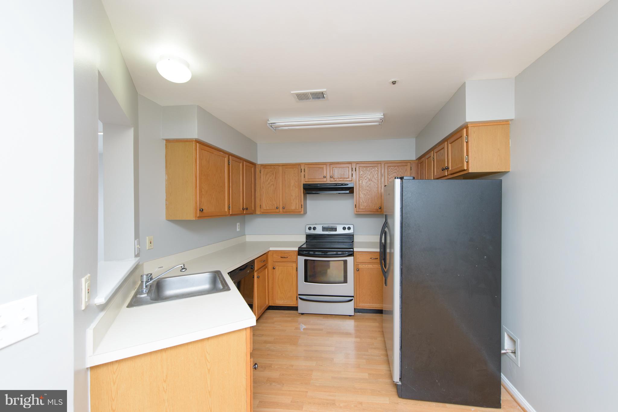 GLENSFORD CONDO - Residential