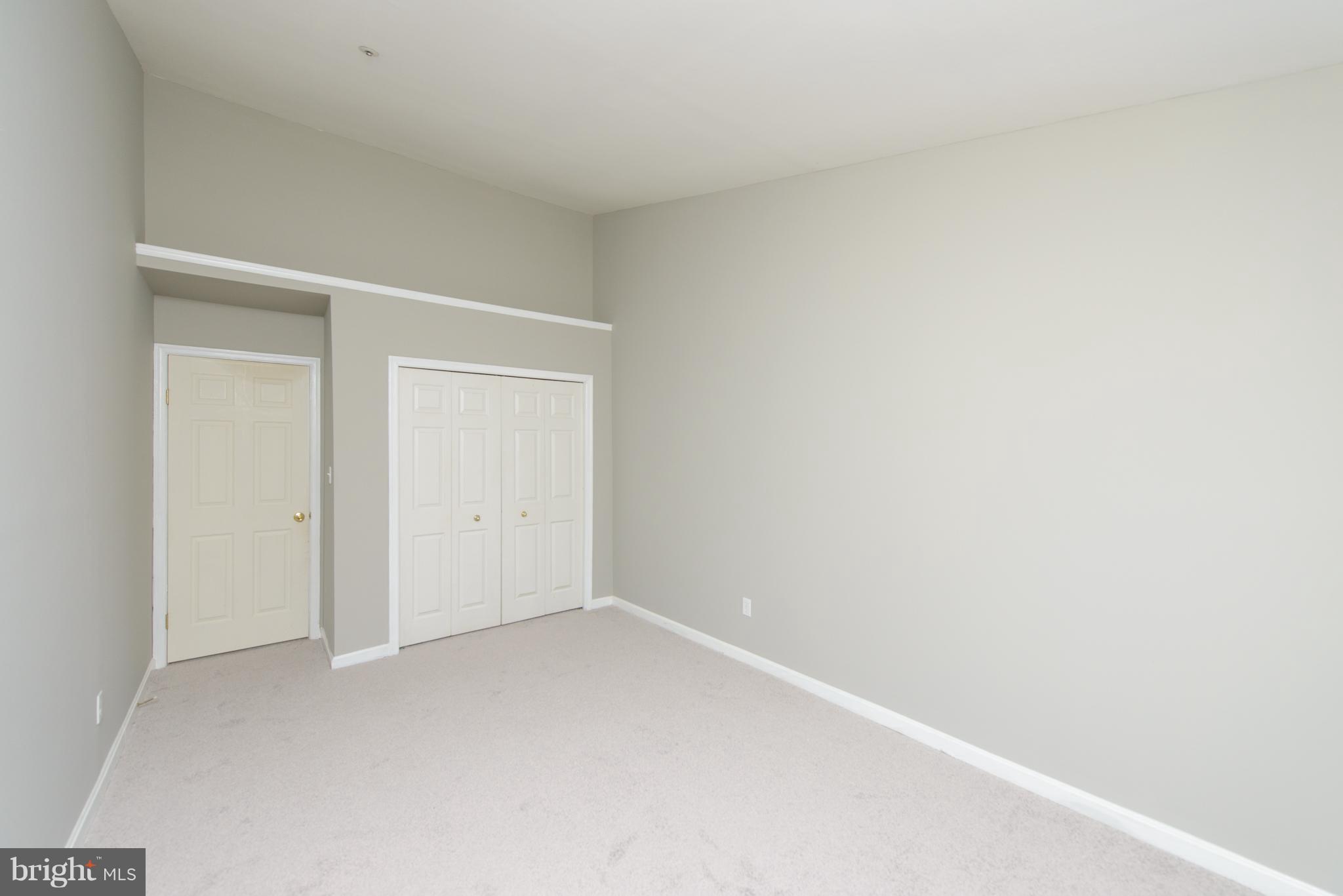 GLENSFORD CONDO - Residential