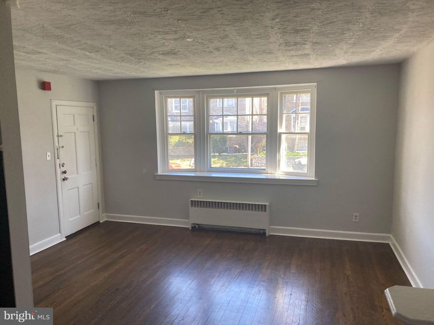 This beautiful, newly renovated 1st Floor apartment features 2 bedrooms and one bathroom! The gorgeous kitchen includes brand new cabinets and ample cabinet/counter space. New  appliances recently installed. The bedrooms are bright and open, with a lot of storage space and windows. The full bathroom was also recently renovated and is sleek, modern, and comfortable. 

Close here you can find: LaSalle University, Tacony Creek Park, Bingham St. Gateway, History Hunters museum, One & Olney Shopping Center and more.

What are you waiting to apply for this beautiful house?