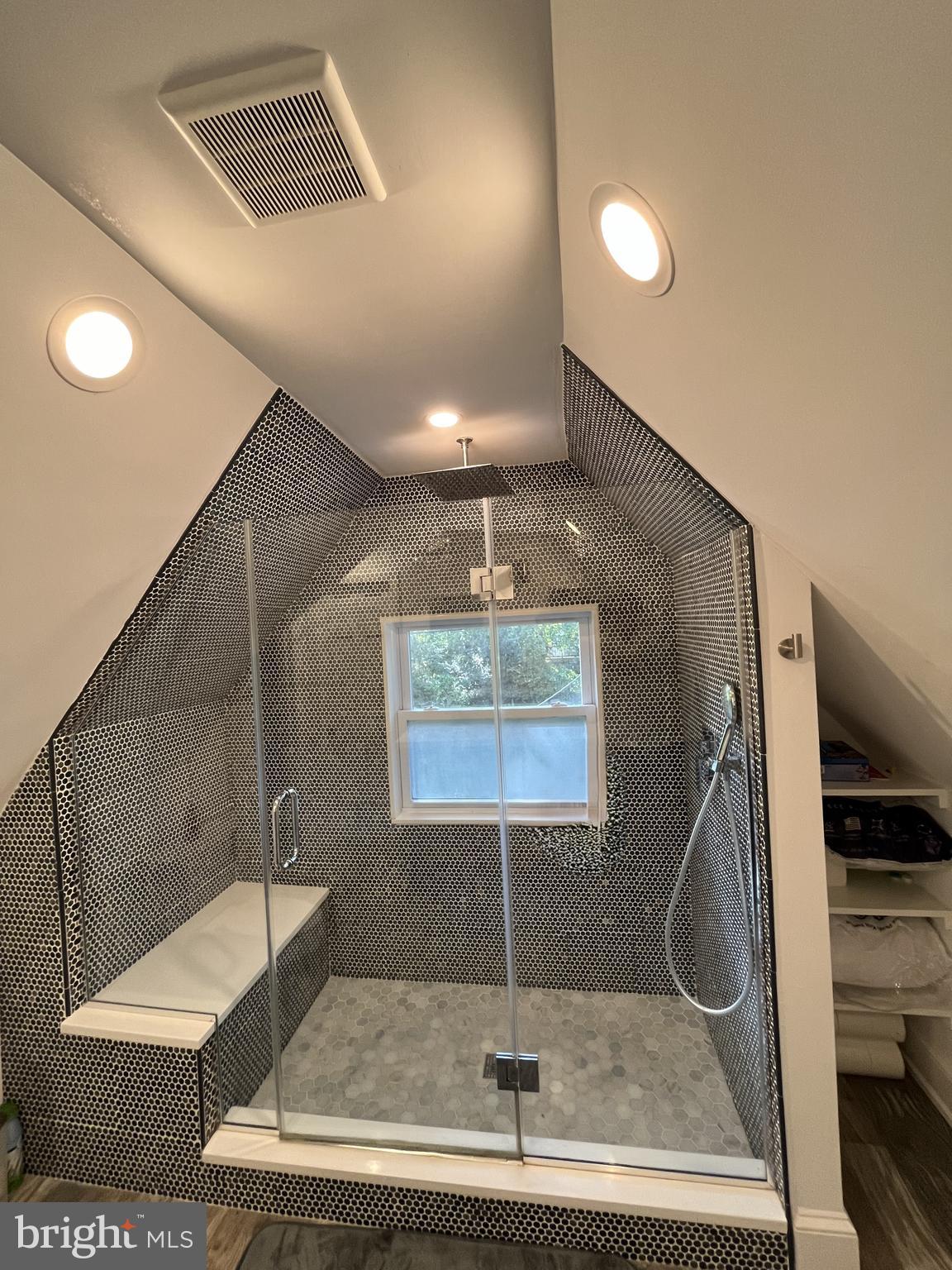 MASON TERRACE - Residential