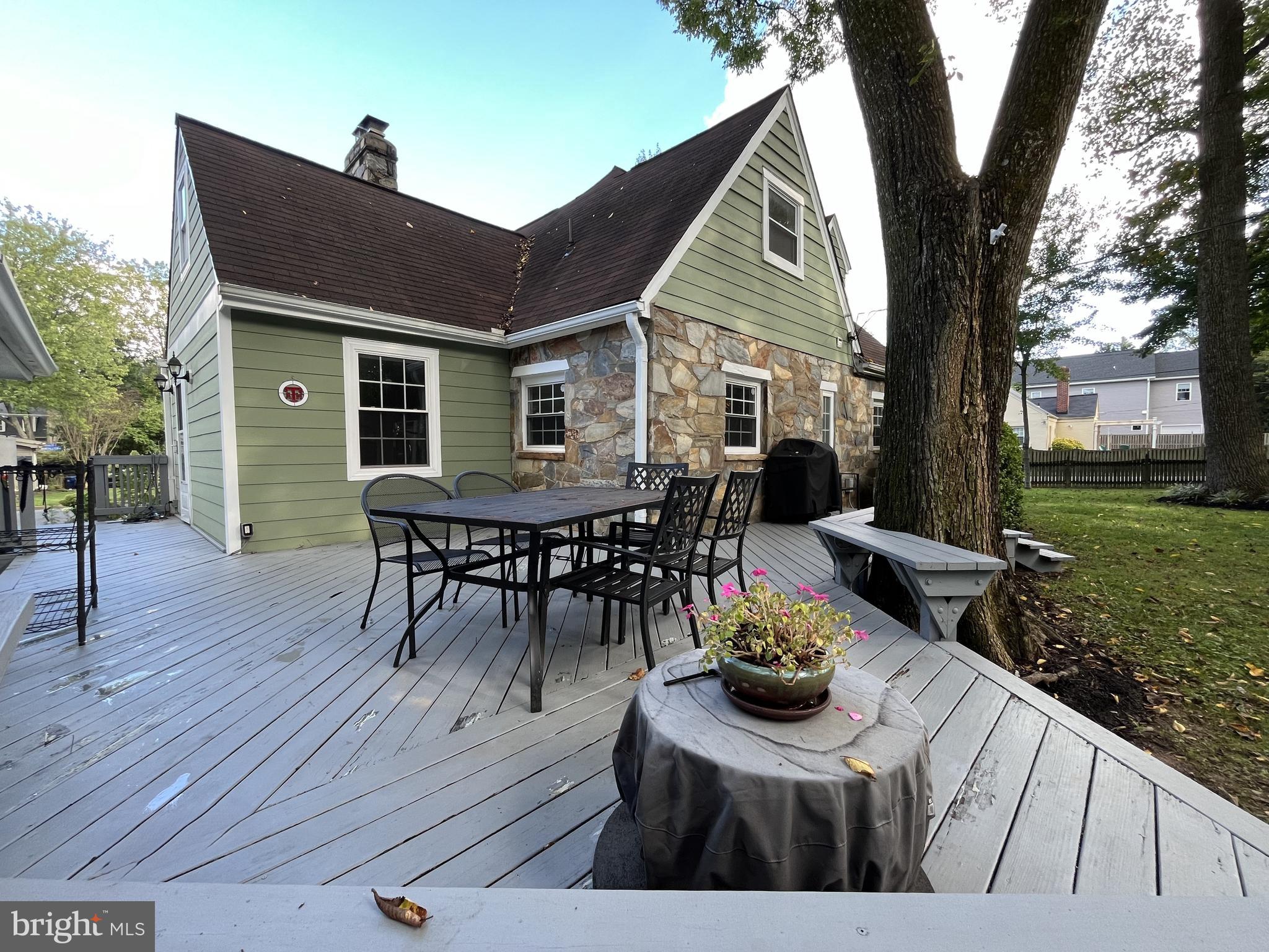 MASON TERRACE - Residential