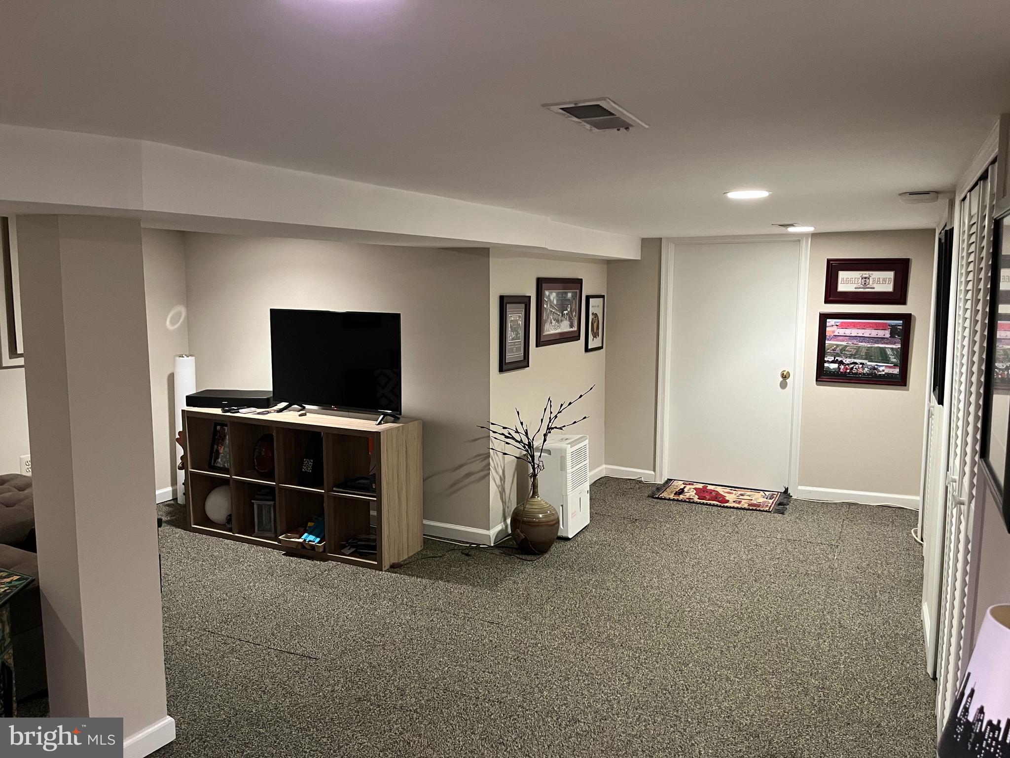 MASON TERRACE - Residential