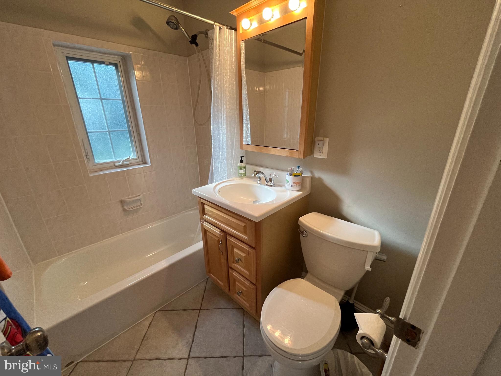 MASON TERRACE - Residential