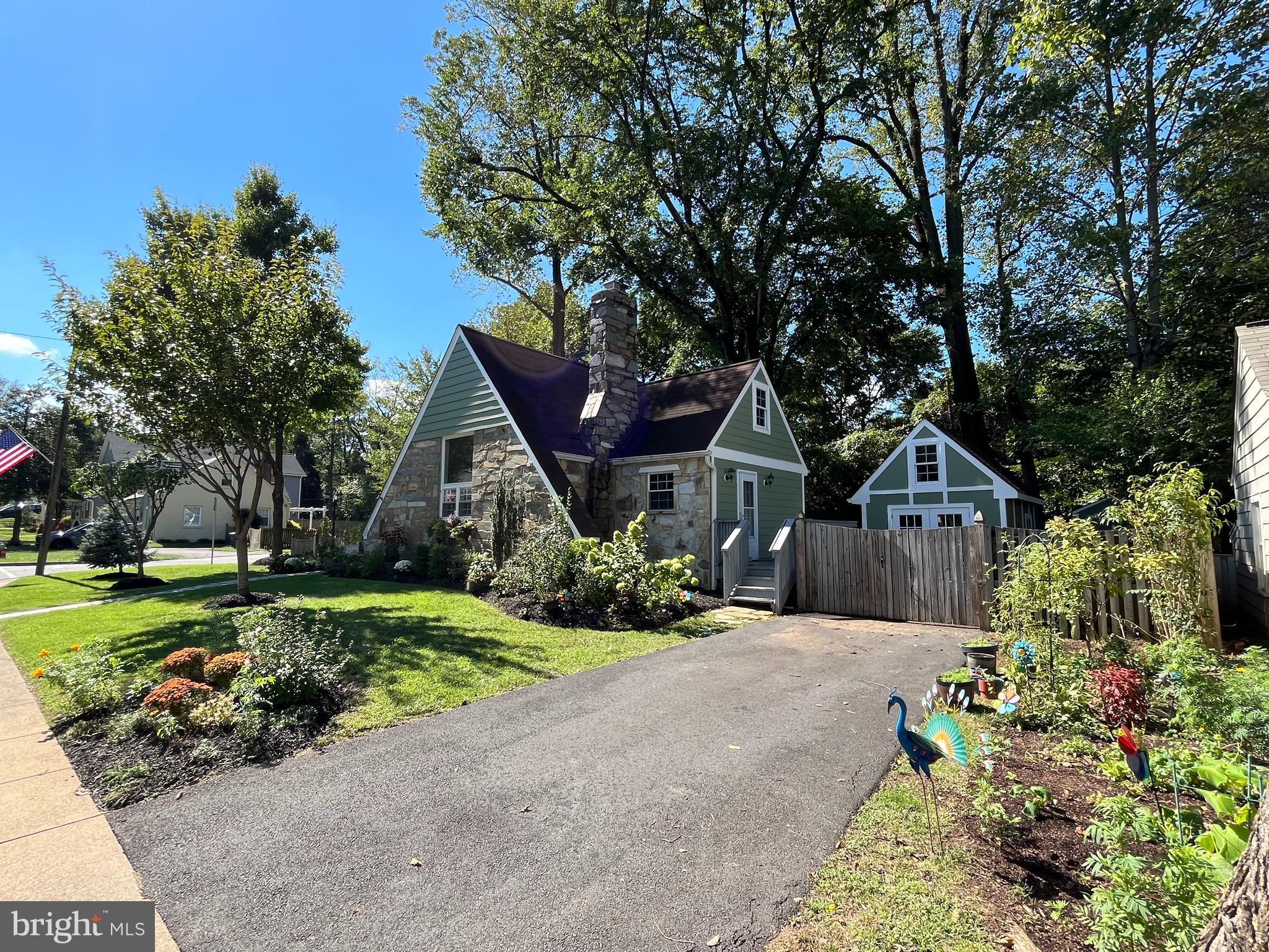 MASON TERRACE - Residential