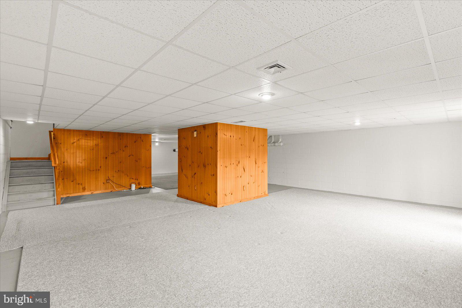 EQUINE MEADOWS - Residential