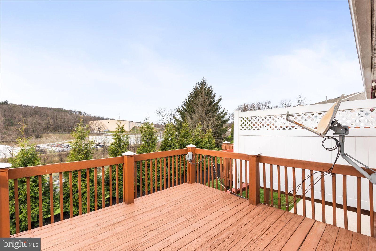 EQUINE MEADOWS - Residential