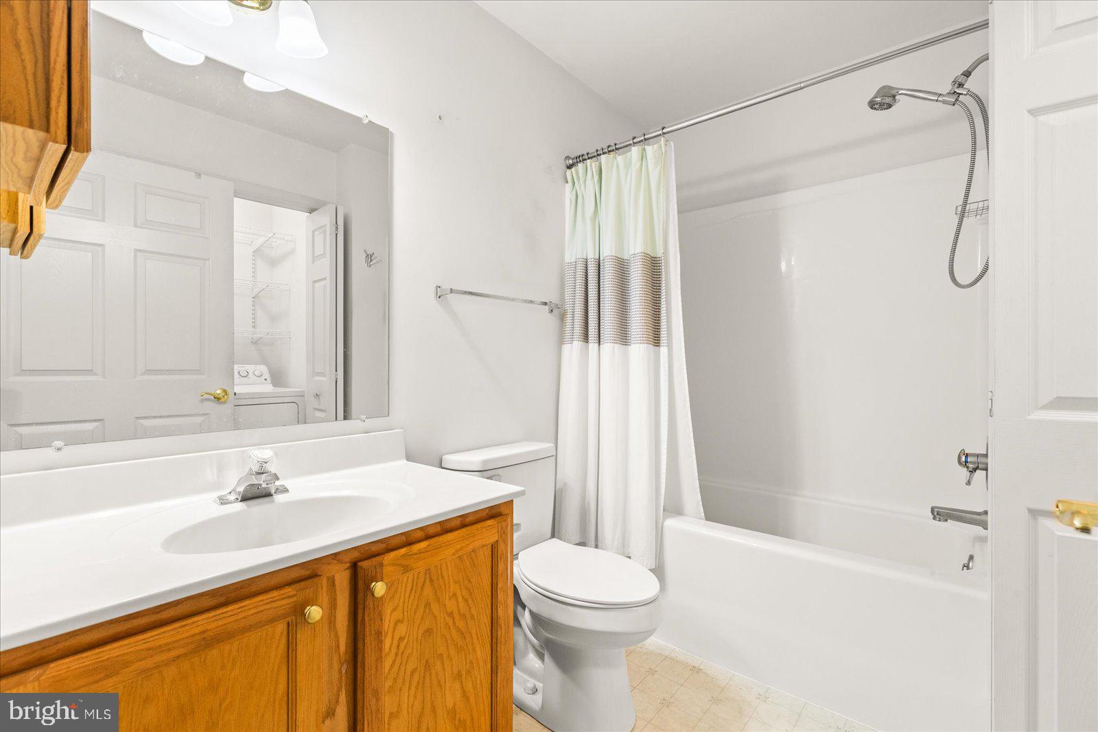 EQUINE MEADOWS - Residential