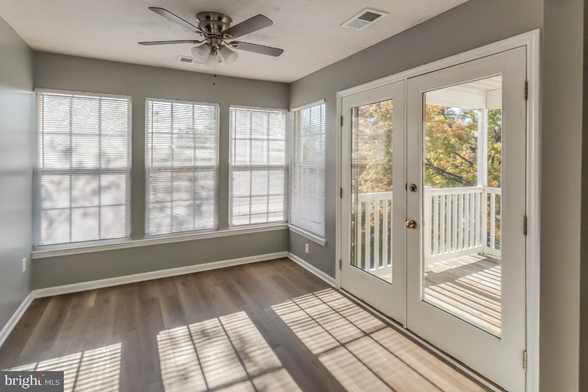 OVERLOOK - Residential Lease