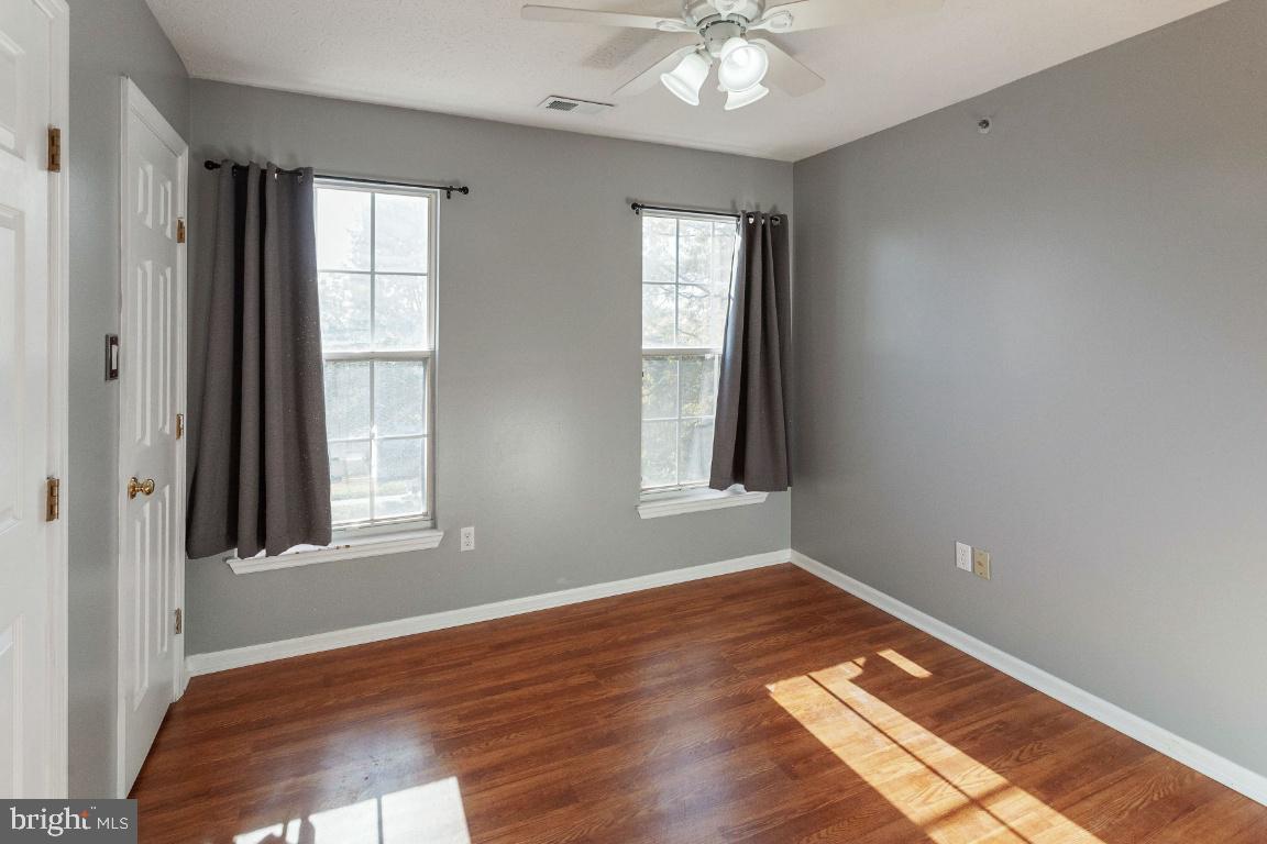 OVERLOOK - Residential Lease