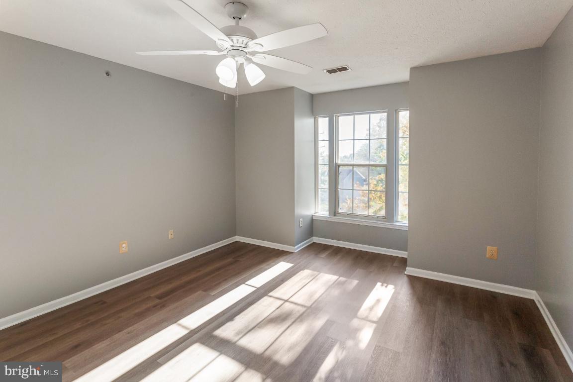 OVERLOOK - Residential Lease