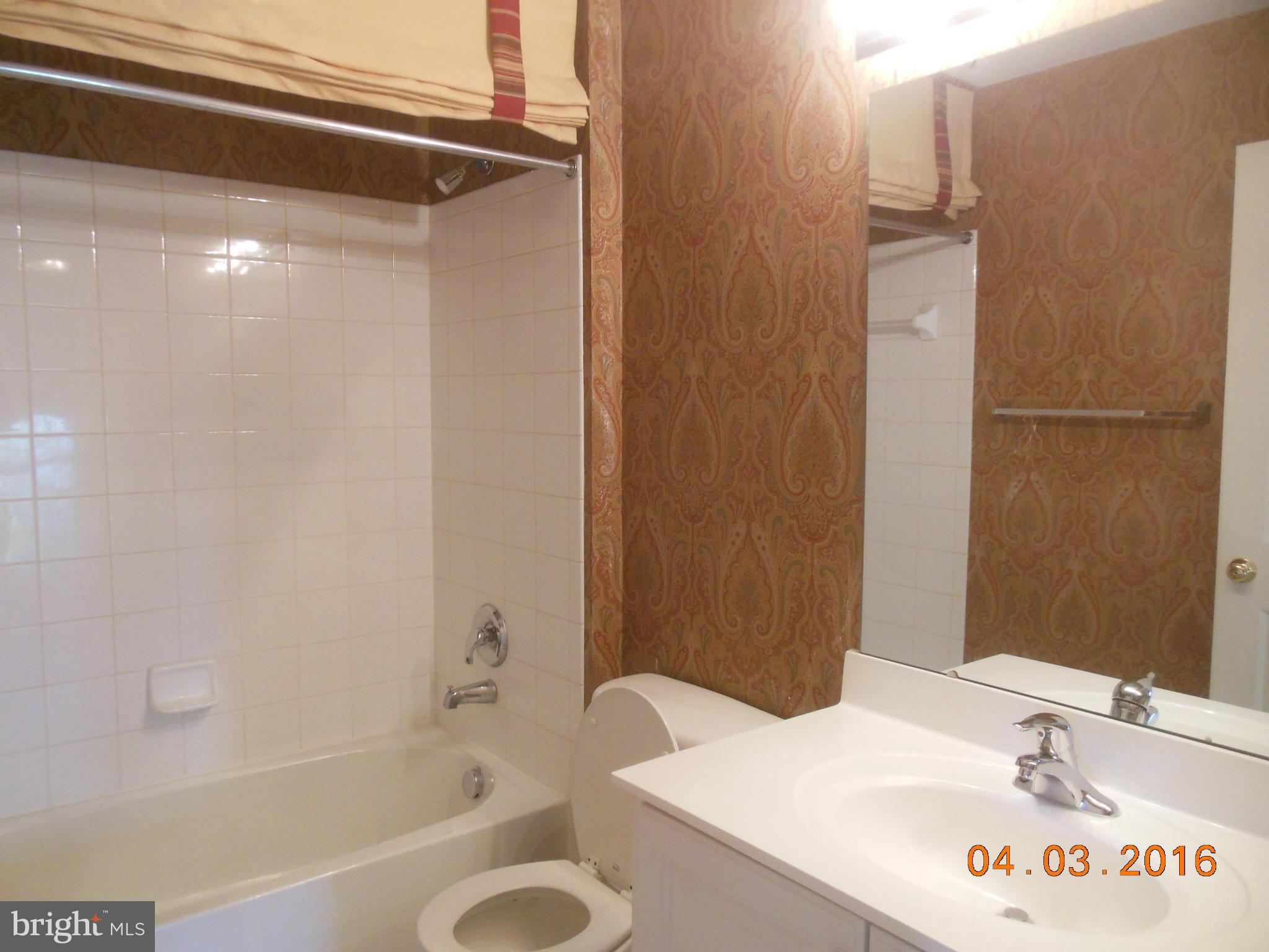 SKYVIEW PARK - Residential Lease