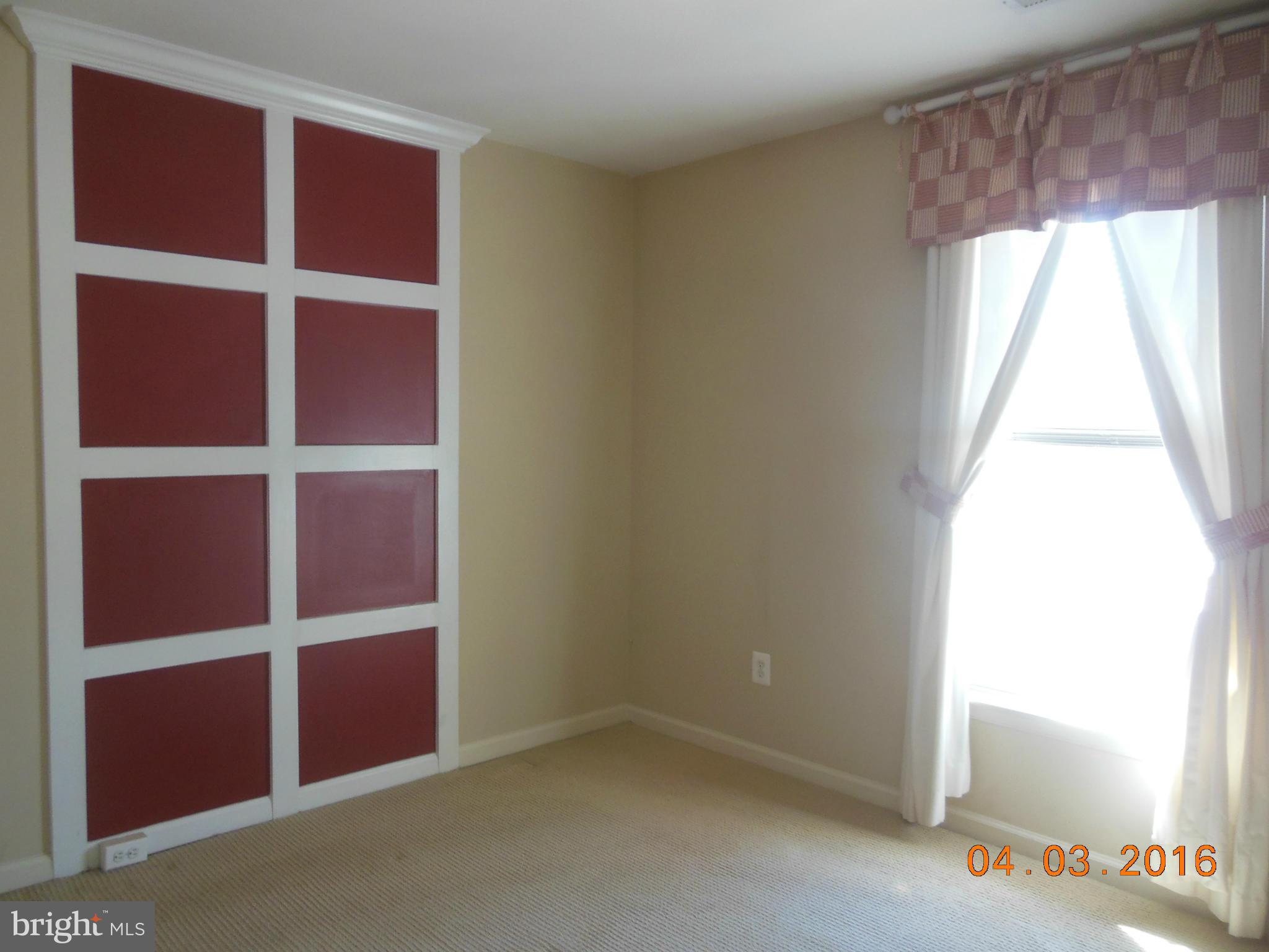 SKYVIEW PARK - Residential Lease