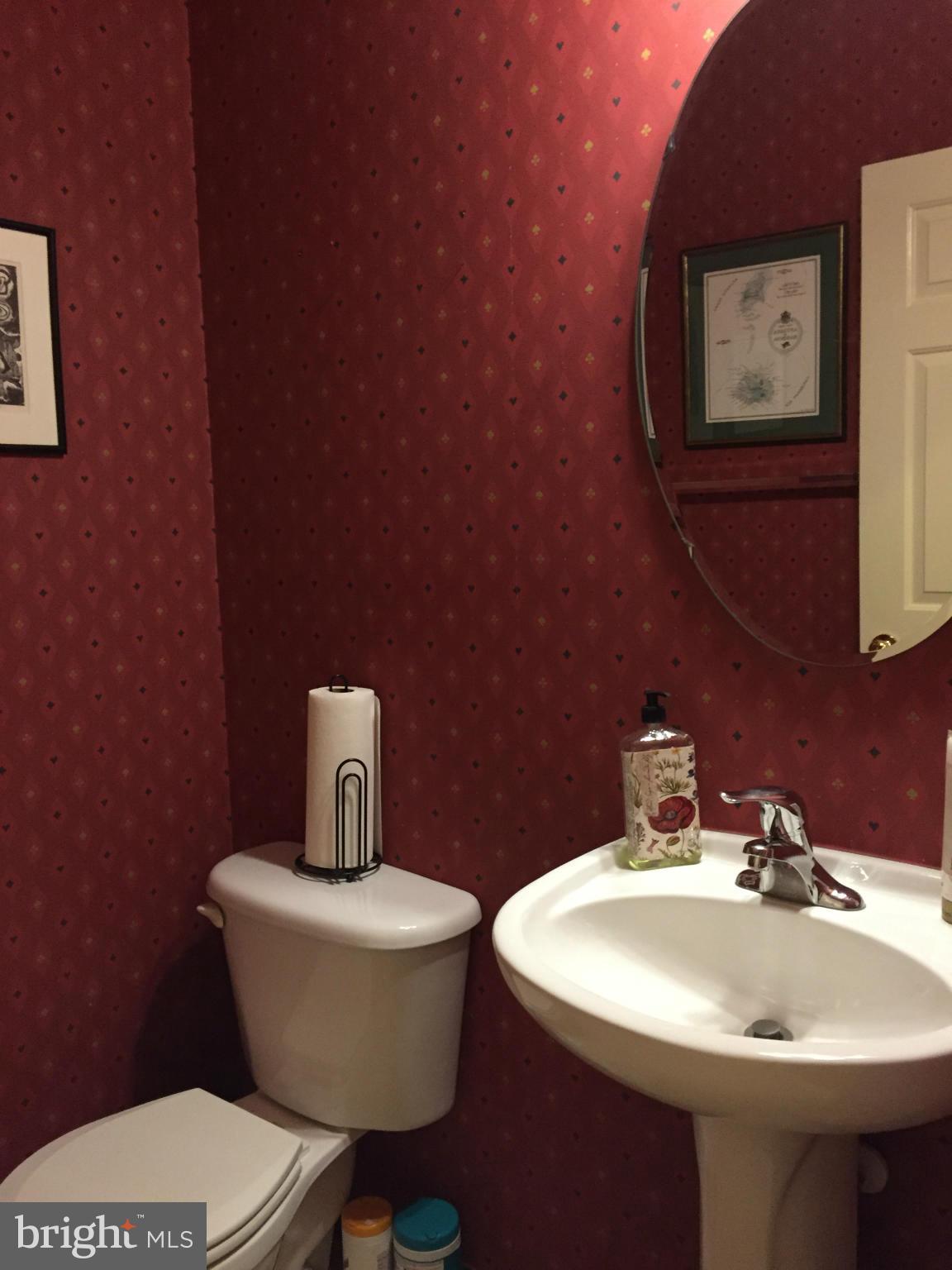 SKYVIEW PARK - Residential Lease