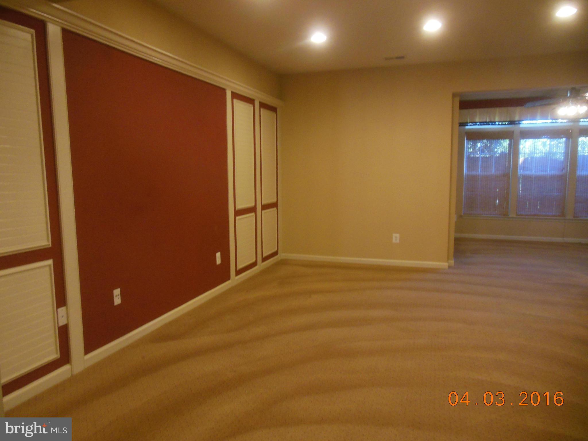 SKYVIEW PARK - Residential Lease