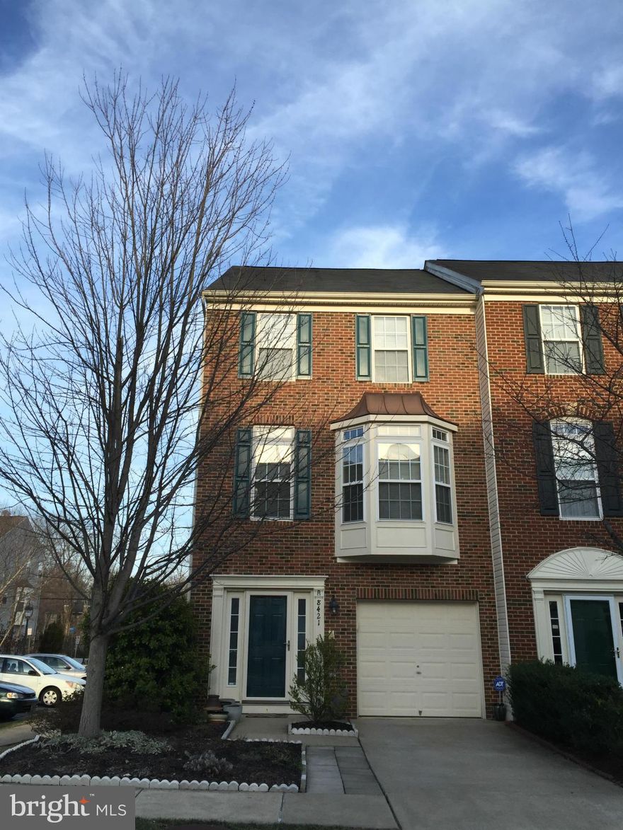 Beautiful former model town house. Only 3 miles to Fort Belvoir's main gate *** Upgraded features and custom decorations throughout. *** Hardwood on main level. Kitchen w/ island & breakfast area. Morning room walks out to deck. Lower level has rec room, half bath and den with built-in bookcase -- walks out to patio and fenced yard.  Do not accept pets or smokers.