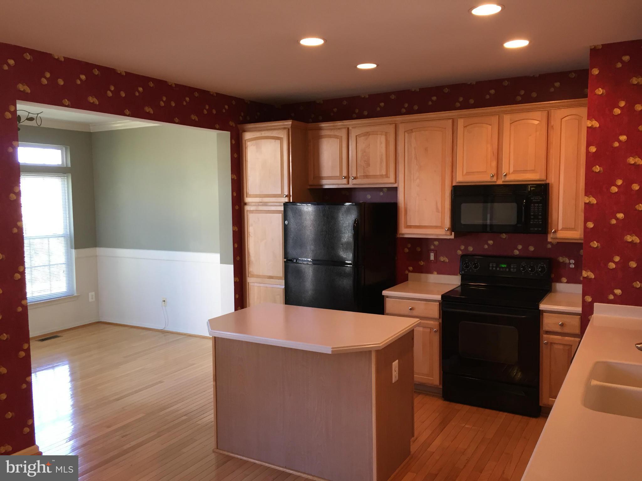 SKYVIEW PARK - Residential Lease