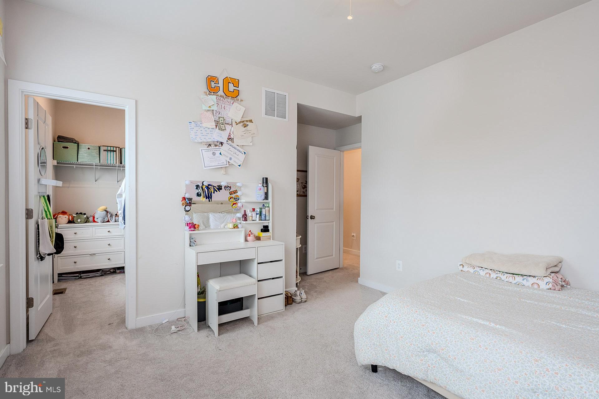 CLEVENGER CORNER VILLAGE - Residential