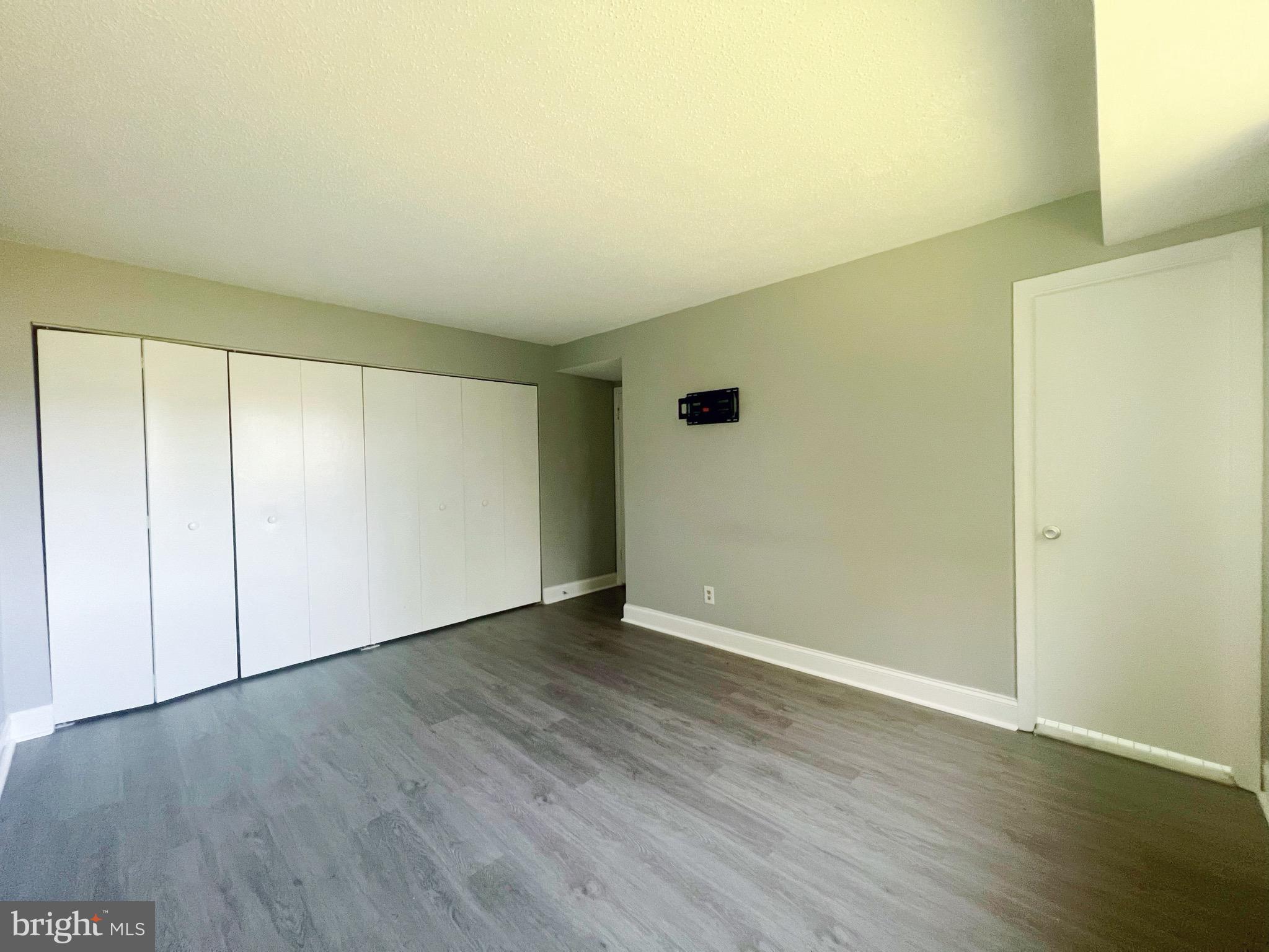 GARDENS AT OWINGS MILLS - Residential Lease