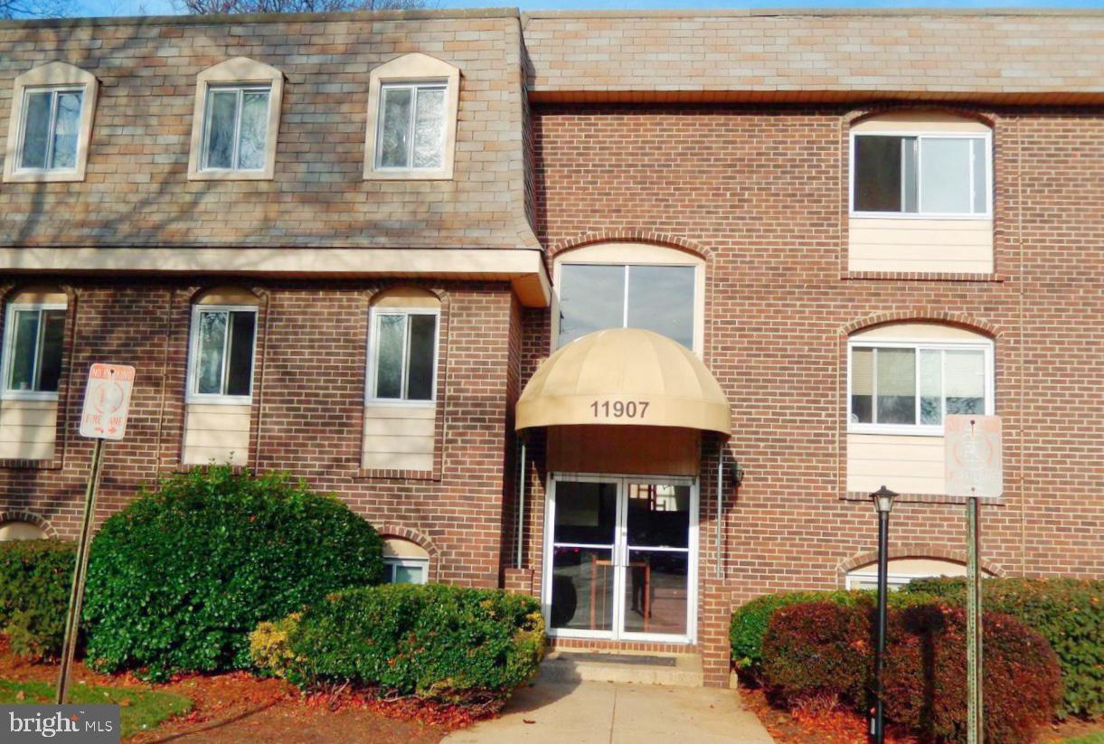 GARDENS AT OWINGS MILLS - Residential Lease