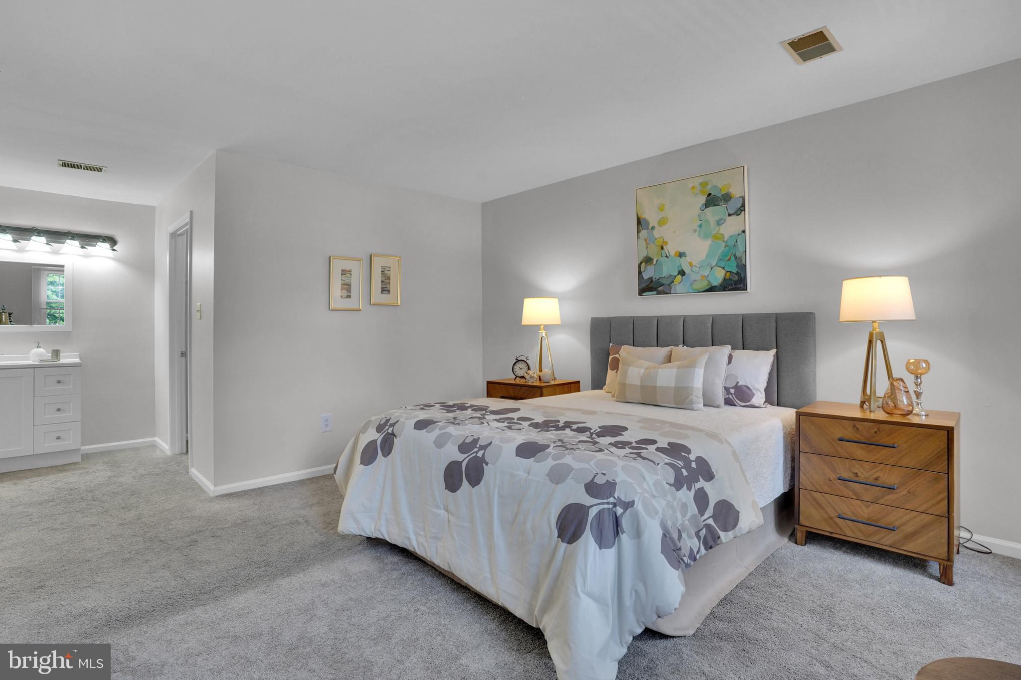 QUEENSBROOKE PLAT 2 - Residential