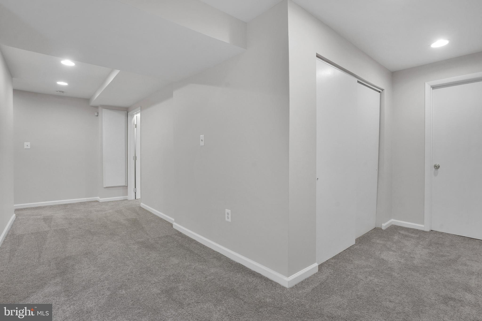 QUEENSBROOKE PLAT 2 - Residential