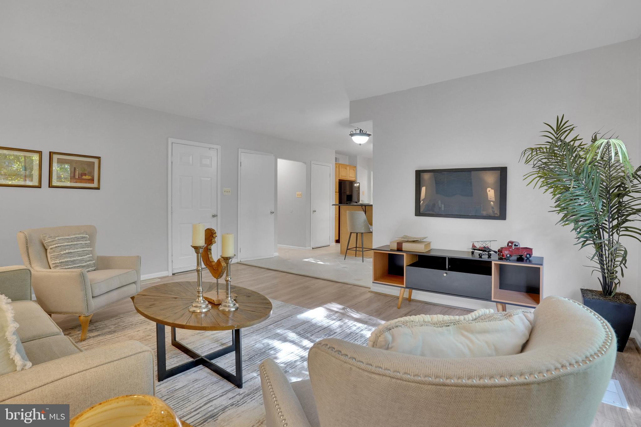 QUEENSBROOKE PLAT 2 - Residential