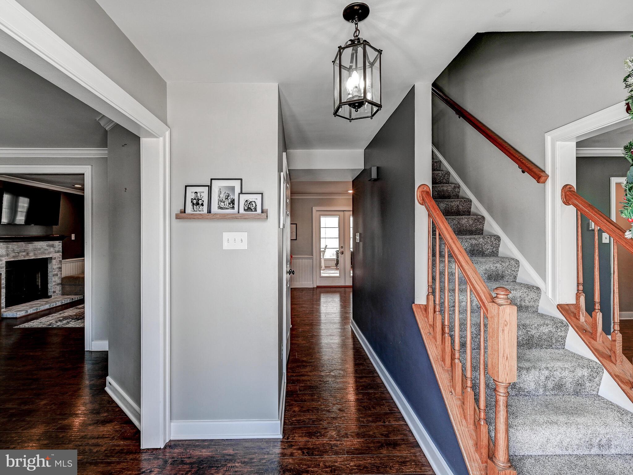 HINES ESTATES - Residential Lease