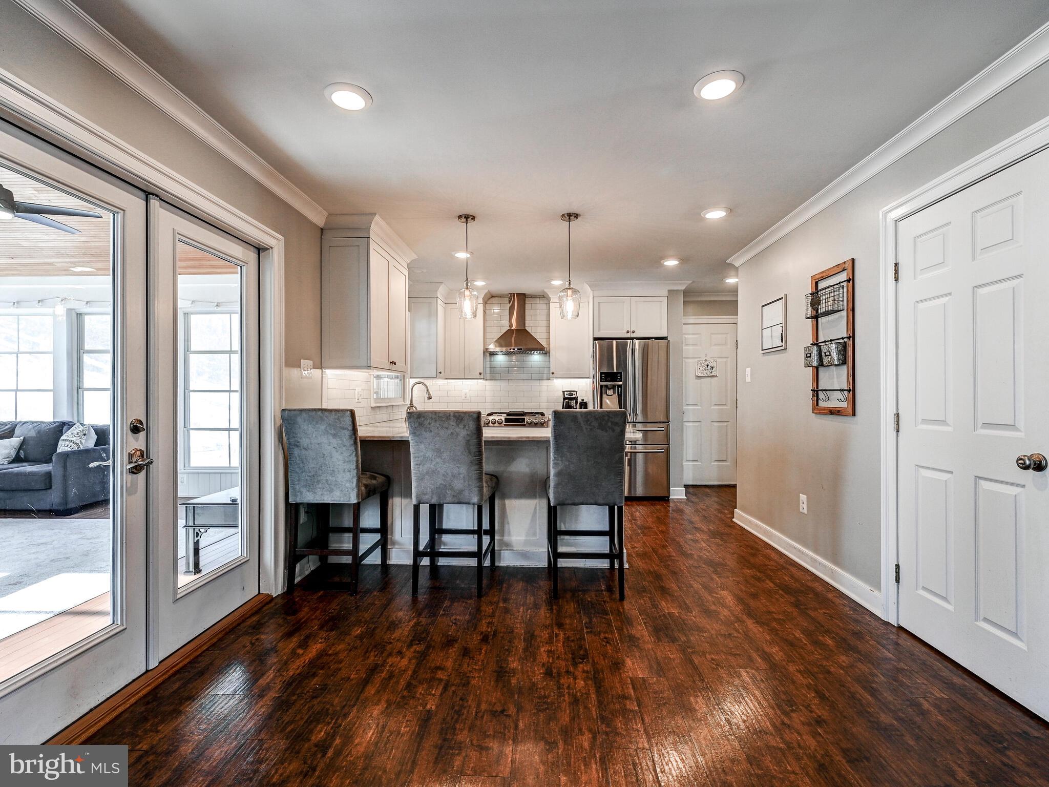 HINES ESTATES - Residential Lease