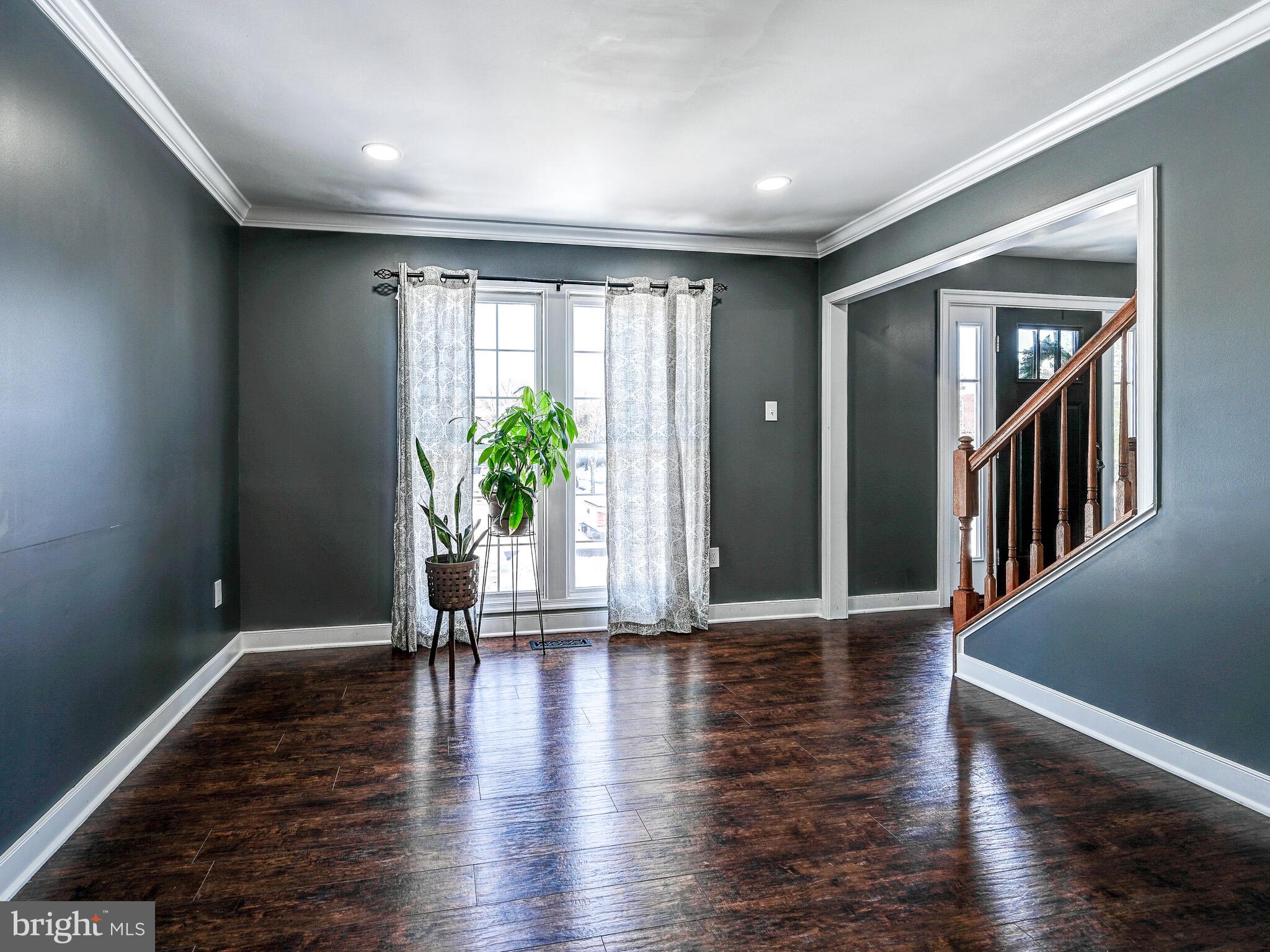 HINES ESTATES - Residential Lease