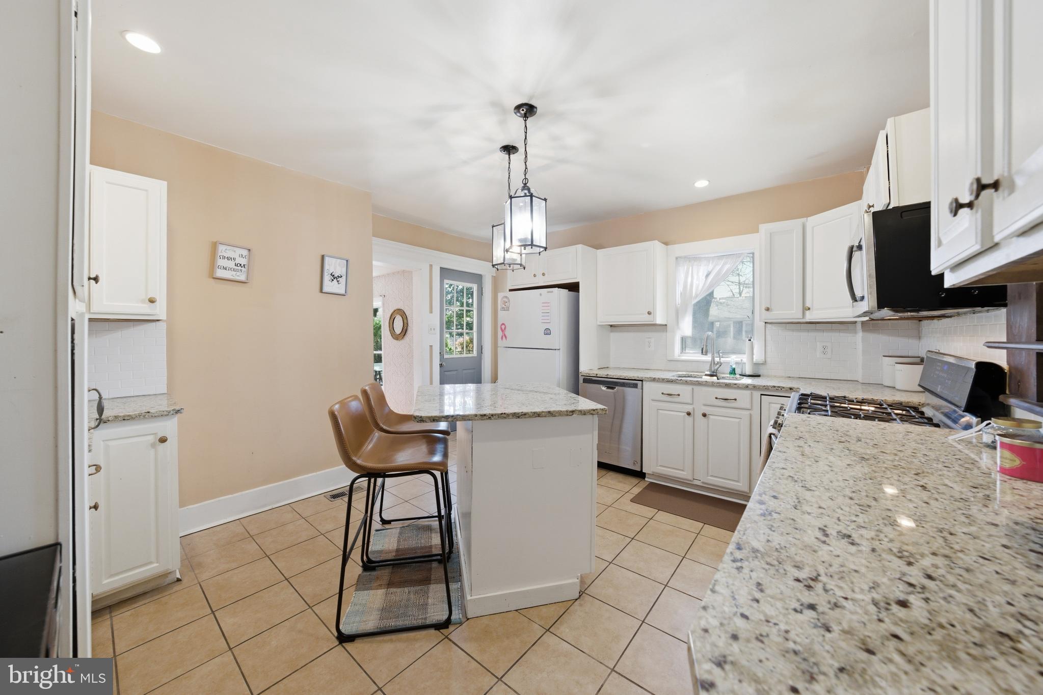 1401 MOUNT HOLLY ROAD