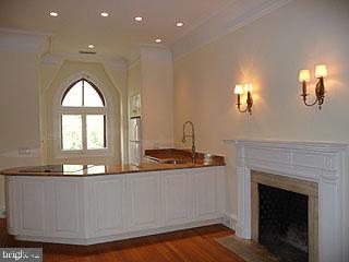 RITTENHOUSE SQUARE - Residential Lease