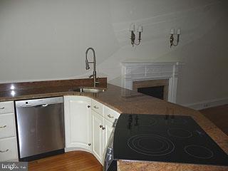 RITTENHOUSE SQUARE - Residential Lease