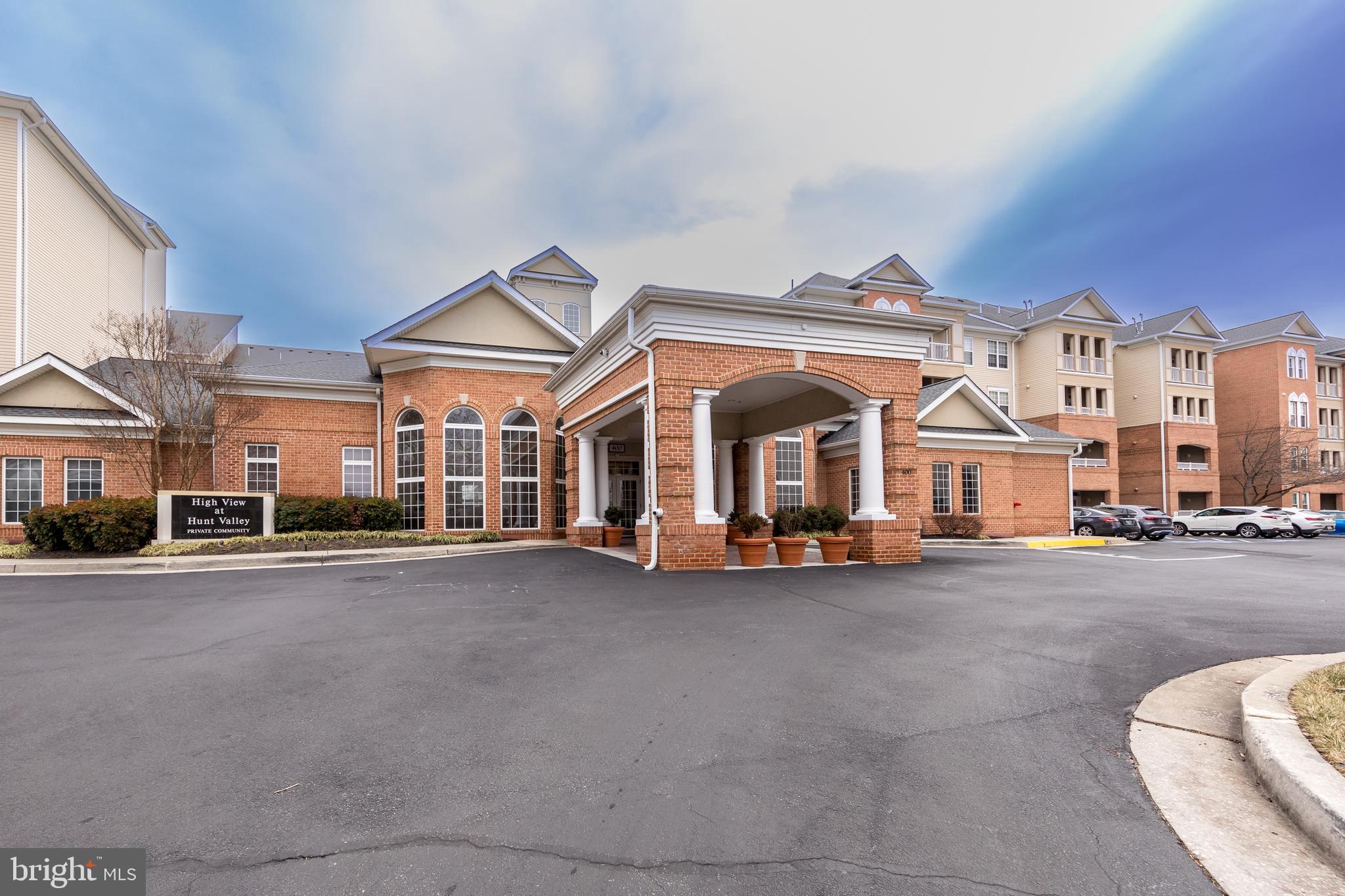 HIGH VIEW AT HUNT VALLEY - Residential